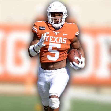 Texas Longhorns on Instagram: “Bijan Robinson averaged almost 9 yards ...