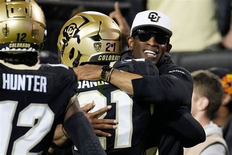 Deion Sanders' son Shedeur leads Buffaloes' comeback win in 2 OTs vs. Colorado State Rams | Marca