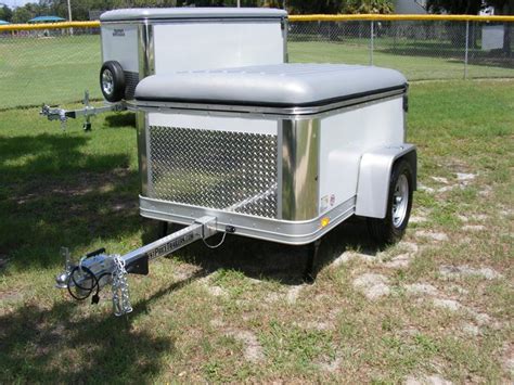 Small Enclosed Trailer Used