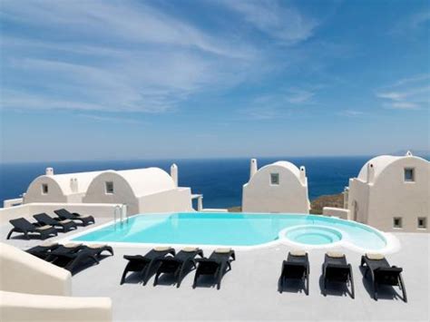 The 10 Best Santorini Resorts – All-inclusive Resorts on Santorini ...