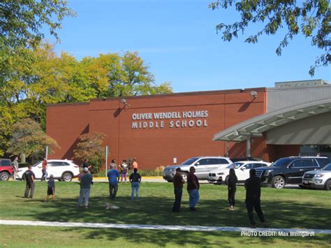 Suspicious Incident at Holmes Middle School Believed to Involve Airsoft BB Gun – Cardinal News