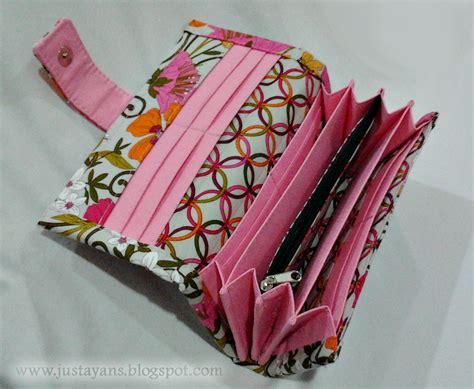 Accordian Long Wallet – Sewing Projects | BurdaStyle.com