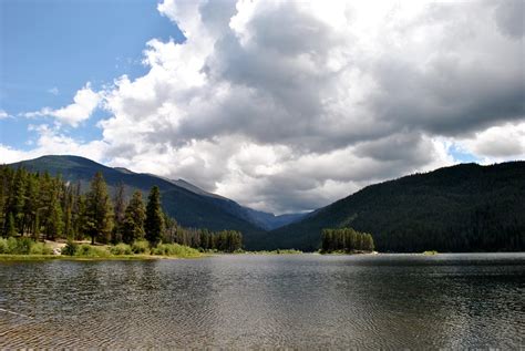 Lake Granby Camping | Monarch Lake, Arapaho Bay Campground | Misty ...