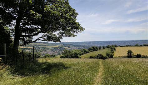 A Guide to Walking the Cotswold Way - Active England