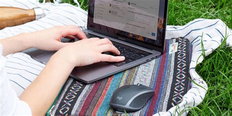 25+ Best Laptop Accessories & Gadgets on Amazon