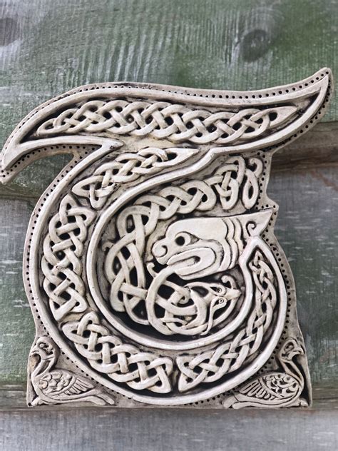 Ornate initials from ancient Irish manuscripts – Shiner Bluestem