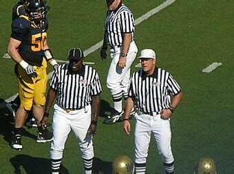 Referee - Wikipedia