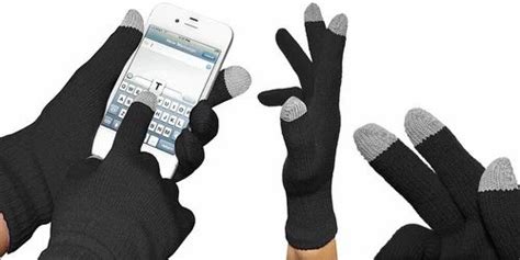 Capacitive Touch Screen Knit Gloves at Rs 150/pair | हाथ से बुने हुए ...