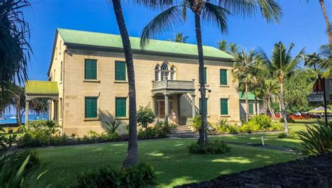 Visit the Kona Historical Sites in Downtown Kailua-Kona | Big Island Guide