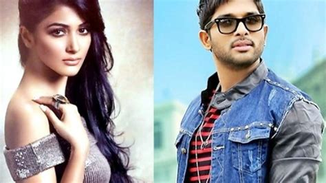 Pooja Hegde Is Back In Tollywood, Signs Allu Arjun's Next - Filmibeat