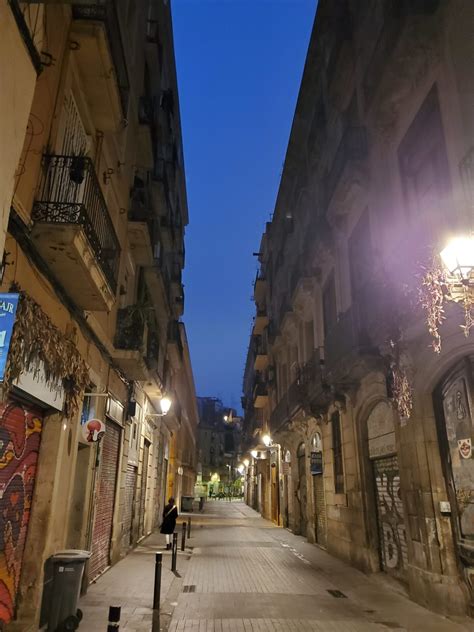 Barcelona Nightlife - Flavored Journeys