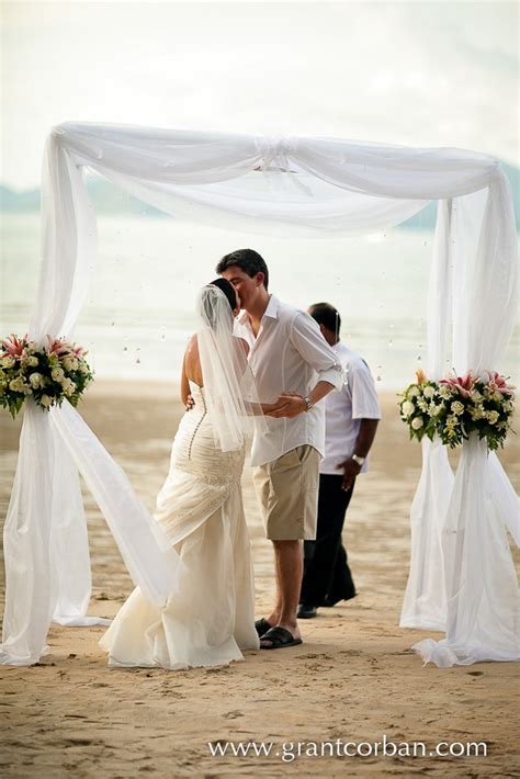 David and Nicki - Wedding at the Datai Langkawi - Grant Corban ...