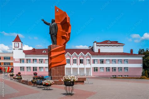 Large Lenin statue in the city square of Mazyr in Belarus Stock Photo | Adobe Stock
