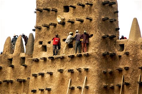 Great Mosque of Djenné | | Alluring World