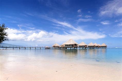 Tahiti Hotels with Overwater Bungalows - Neat Stays