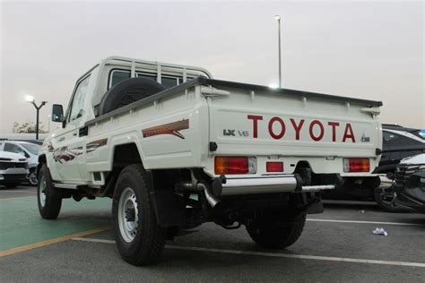 TOYOTA LAND CRUISER PICKUP 2023 - Atocars