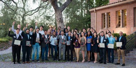 2017 Viterbi Master’s Student Awards - USC Viterbi | School of Engineering