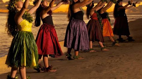 Hawaiian Hula Dancers Hawaii HD desktop wallpaper : Widescreen : High Definition : Fullscreen