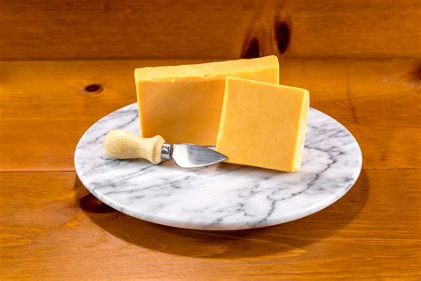 1 lb Mild Cheddar – Wilson's Cheese Shoppe