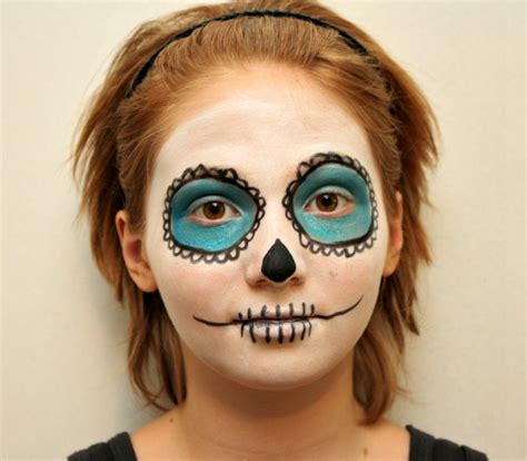 Sugar Skull Makeup Tutorial | Moms Need To Know