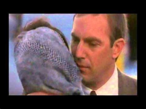 The Bodyguard (la scène finale) - YouTube