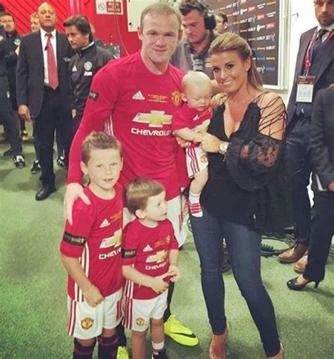 Wayne Rooney Height, Weight, Age, Family, Biography & More » StarsUnfolded