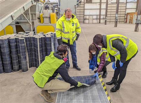 As Millions of Solar Panels Age Out, Recyclers Hope to Cash In - Yale E360