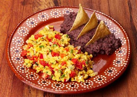 Huevo a la Mexicana Recipe | Recipe | Farm fresh recipes, Recipes ...