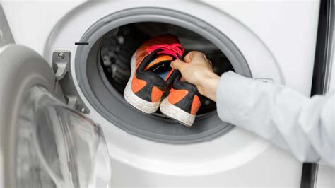 How to Wash Shoes in Washing Machine - top10gears.com