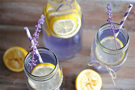 Limonada de Lavanda | Lavendel limonade, Spinazie smoothies, Limonade