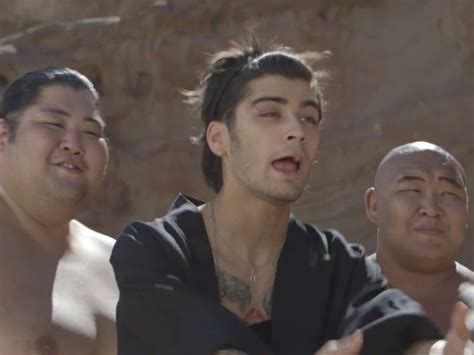 Zayn Malik Hangs With Sumo Wrestlers In One Direction’s “Steal My Girl” Video: Watch Behind-The ...