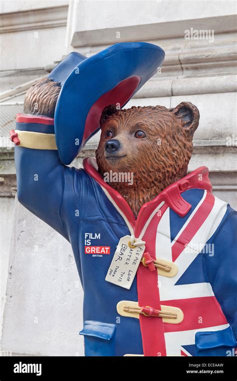 Paddington Bear in London's Whitehall Stock Photo - Alamy