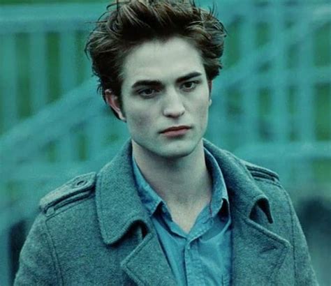 Pin by Sarah Patellaro on Twilight Saga | Twilight edward, Robert ...