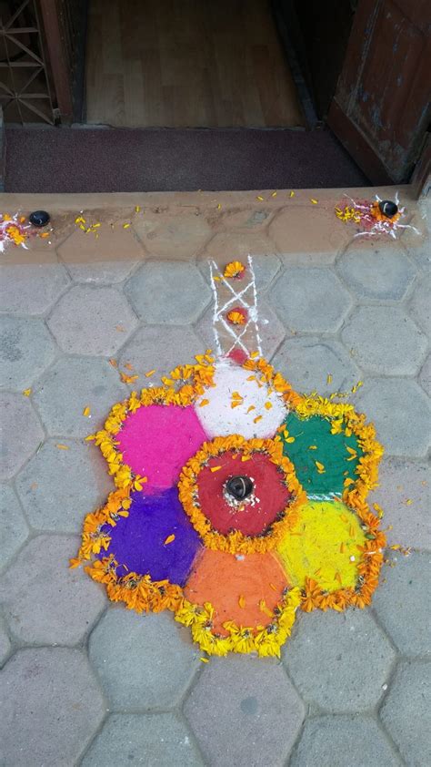 Rangoli: Art of the Lakshmi Puja - Peoples of Nepal