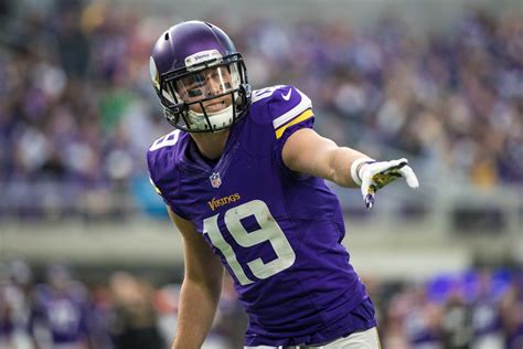 Report: Adam Thielen re-signs with Vikings - Daily Norseman