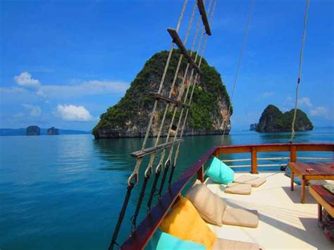Phuket Boat Tour: Full-Day Phang Nga Bay Cruise
