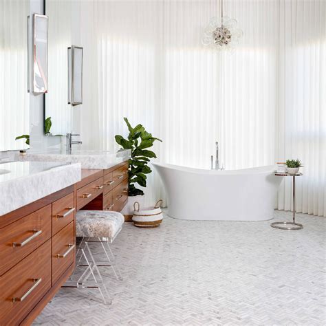 25 Fresh White Tile Bathroom Ideas