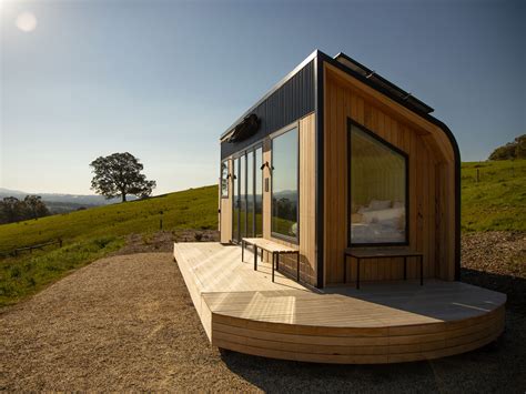 'Shacky' Tiny House Offers Stunning Off-The-Grid Retreat