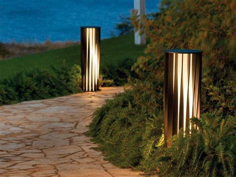 Freestanding floor lamps | Garden lighting | Aton | Unopiù. Check it ...