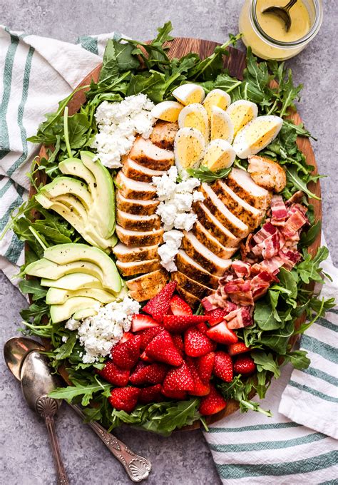 California Cobb Salad - Recipe Runner