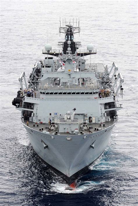 HMS Bulwark arrives in the Netherlands to mark amphibious pact | Royal Navy