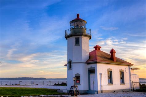 Guide to Historic Lighthouses In Washington - This Crazy Adventure Called Life