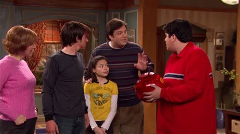 Drake & Josh (partially found widescreen version of episodes of Nickelodeon sitcom; 2004-2007 ...