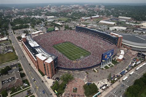 Soccer Fans: Real Madrid v.s. Chelsea FC @ Michigan Stadium, Ann Arbor ...