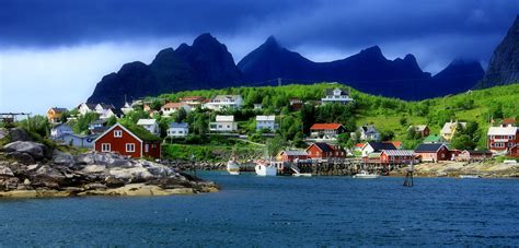 My greatest world destination: Stunning Shots of Reine, Norway