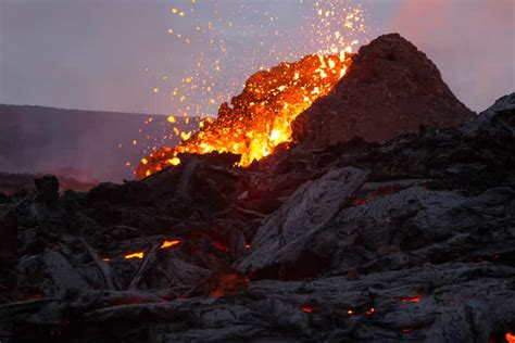 Reykjavík: Active Volcano Hike and Reykjanes Peninsula Tour | GetYourGuide