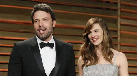 Jennifer Garner, Ben Affleck make first public reunion at child's ...