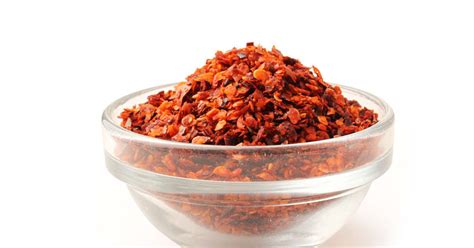 Dried red bell pepper flakes - Whisk