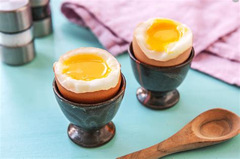 How to Make The Perfect Boiled Egg (+5 ways to use them)