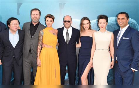 PICS Jason Statham, Ruby Rose & More Attend 'The Meg' Premiere